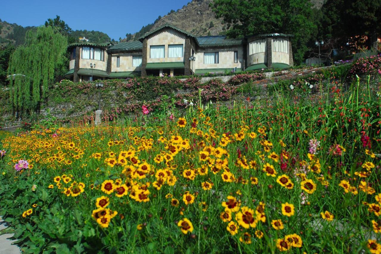 Shervani Hilltop Resort Nainital Bagian luar foto