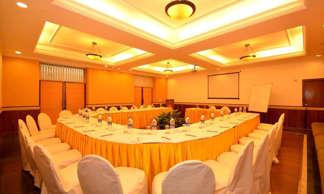 Shervani Hilltop Resort Nainital Bagian luar foto