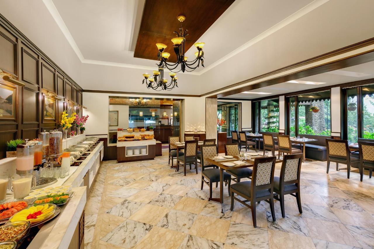 Shervani Hilltop Resort Nainital Bagian luar foto