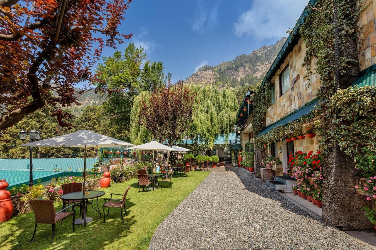 Shervani Hilltop Resort Nainital Bagian luar foto