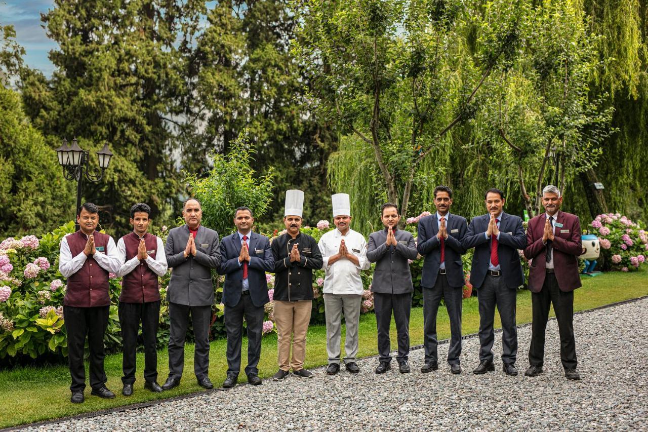 Shervani Hilltop Resort Nainital Bagian luar foto