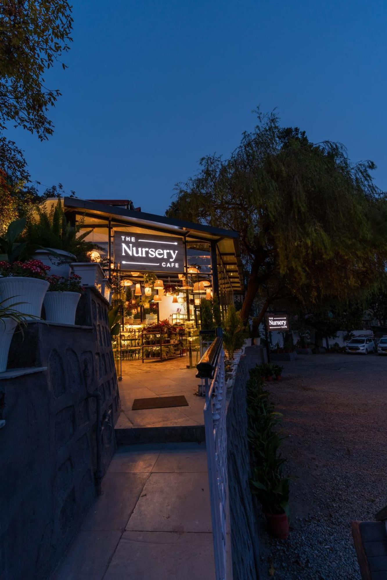 Shervani Hilltop Resort Nainital Bagian luar foto