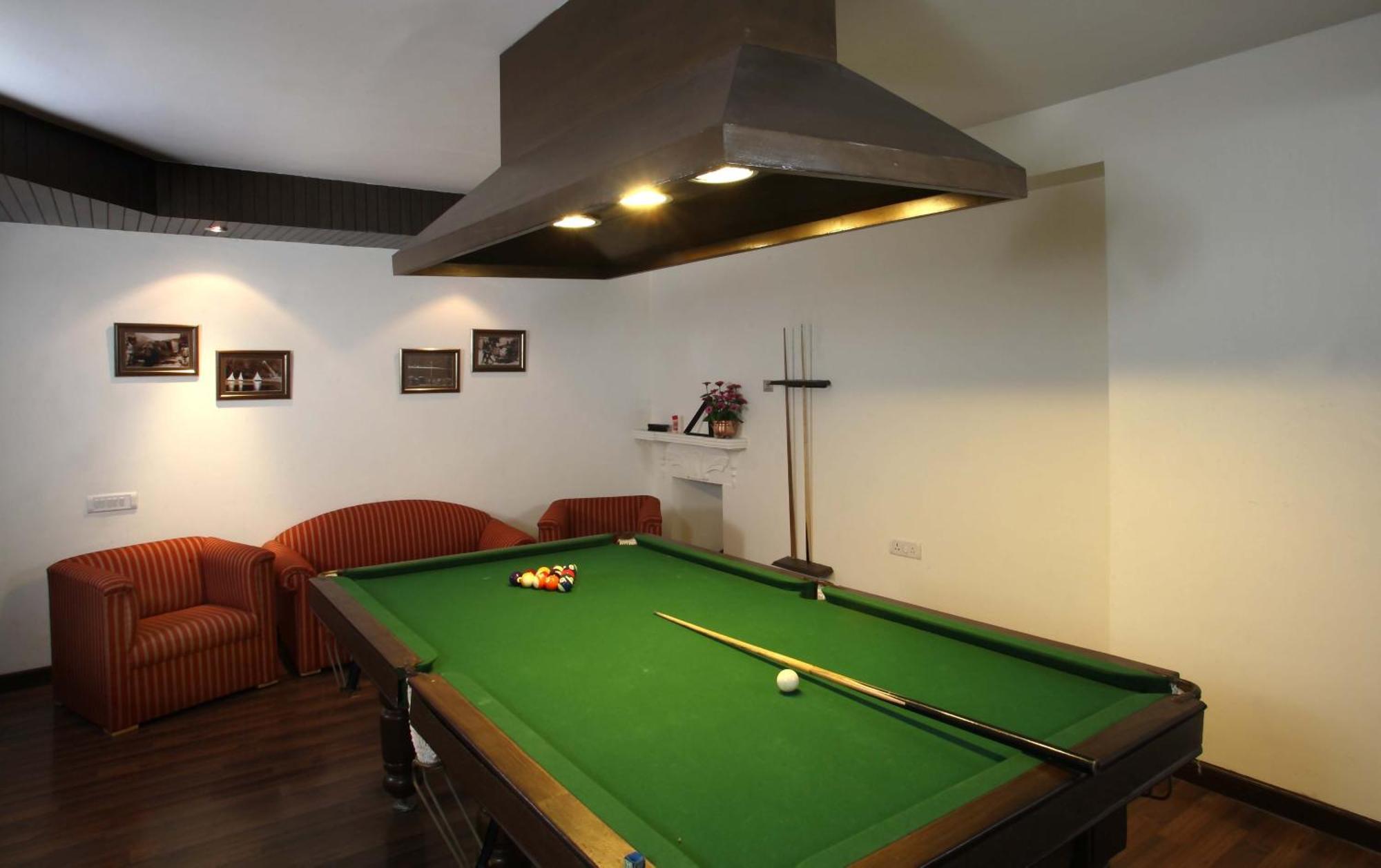 Shervani Hilltop Resort Nainital Bagian luar foto