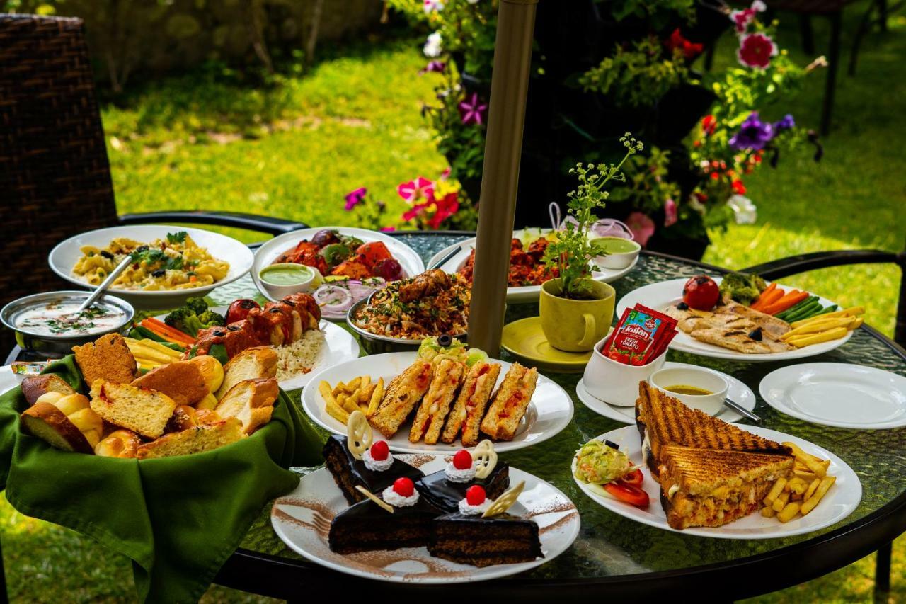 Shervani Hilltop Resort Nainital Bagian luar foto